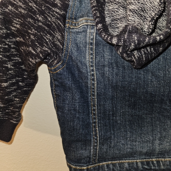 Genuine Kids From Osh Kosh Girls Toddler Jacket Size 2t - Picture 9 of 11